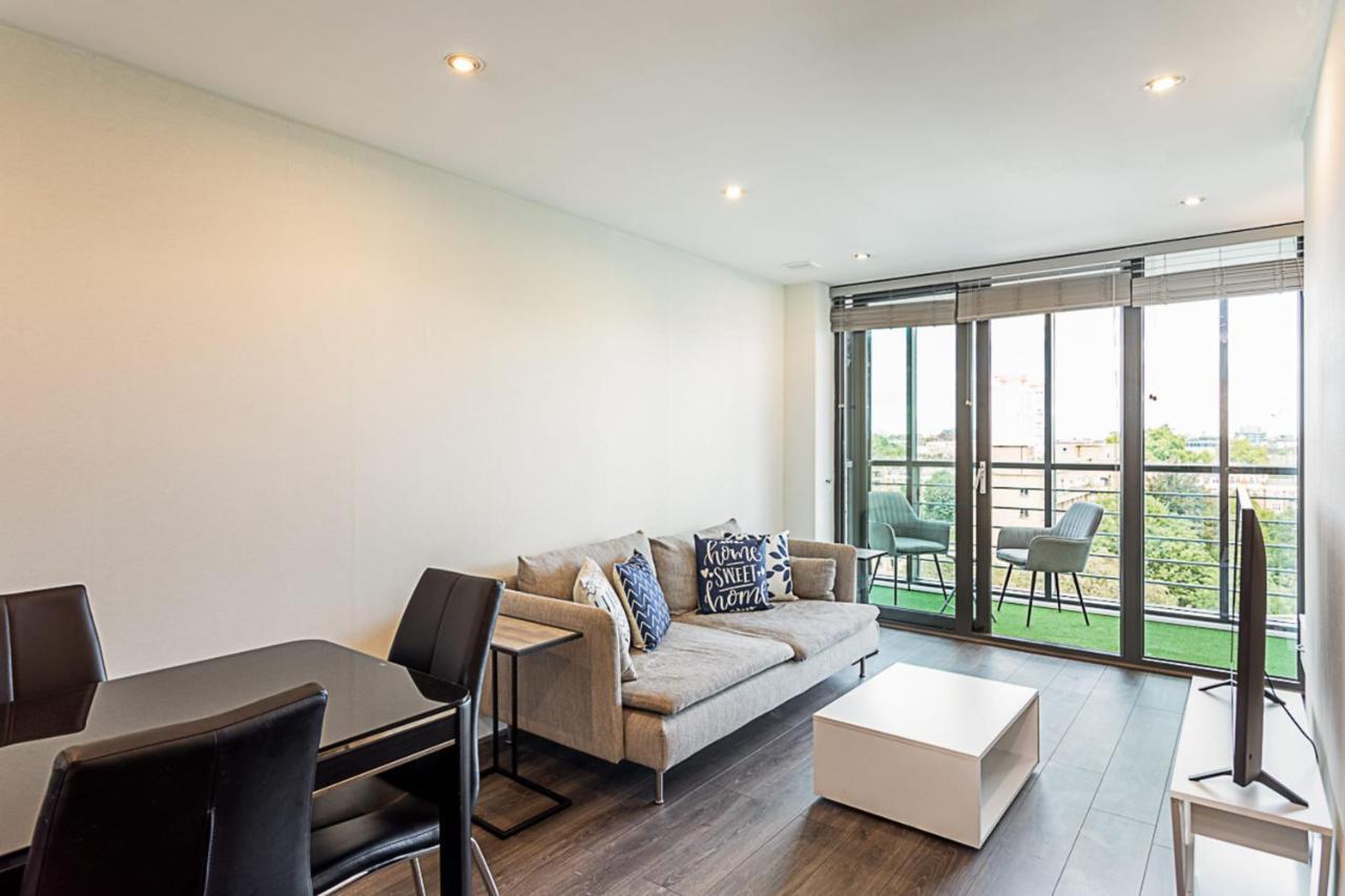 דירות לונדון Convenient Urban Pad In Paddington מראה חיצוני תמונה